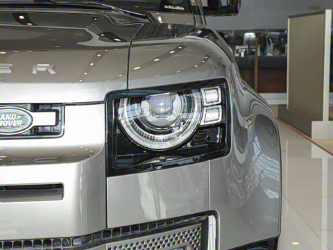 2025�� 110 3.0T P400 X-Dynamic HSE