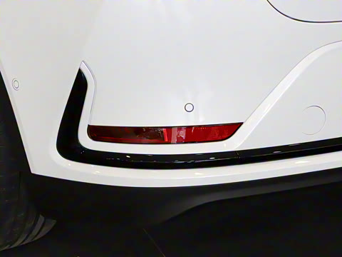 2025�� 735MAX 160kW