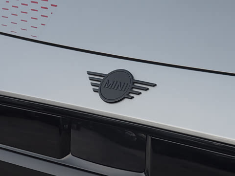 2025�� JOHN COOPER WORKS