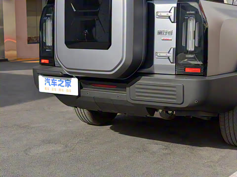 2025�� 2.0TD XWD �Զ�����+�ӳ��� 7��