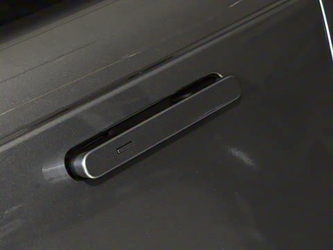 2025�� 3.0 L6 400PS ʢ���ӳ���