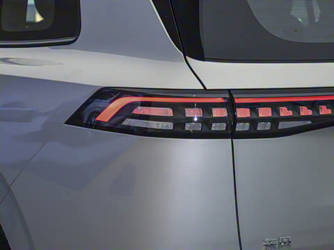 2025�� 636Ultra�Ǽݰ� 6��