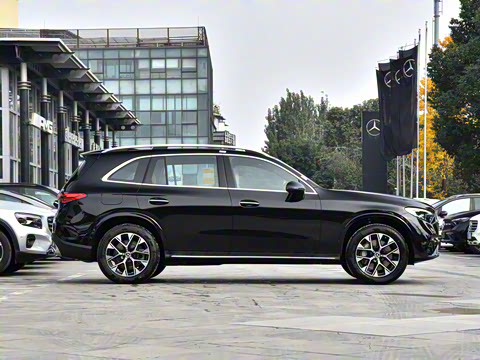 2025�� 350 e L 4MATIC ��ذ�