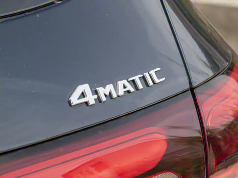 2025�� �Ŀ� GLC 260 L 4MATIC ������