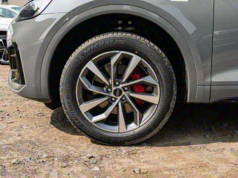 2025�� 45�����ذ� 40 TFSI ����������