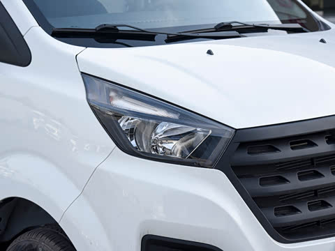 2022�� 1.5L ����ʨ�ͳ� 5��