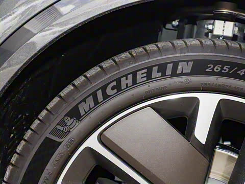 2025�� Ultra ���ܻ��°�