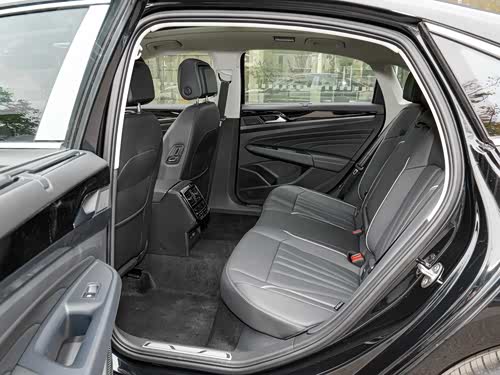 【图】帕萨特 2024款 380tsi 旗舰版报价_图片_大众_汽车之家