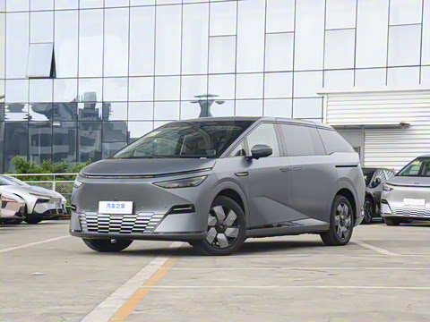 2025�� 650������ Max