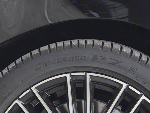 2025�� �Ŀ� C 260 L