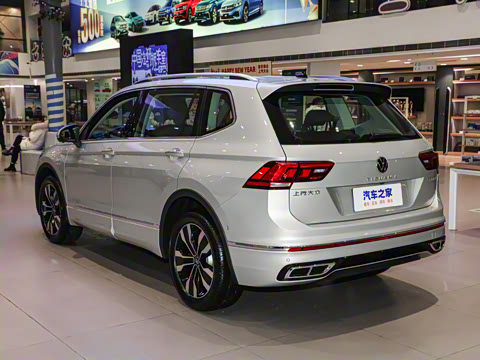 2024�� ���ڿ� 330TSI �Զ�����R-Line��ҫ��