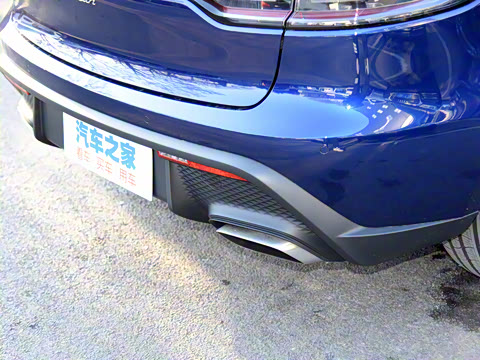 2022�� Macan 2.0T