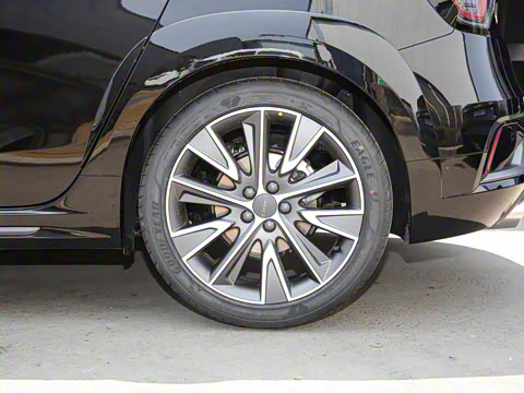 2022�� 2.0TD Plus