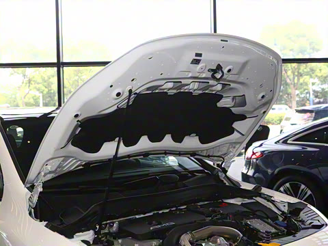 2025�� AMG GLA 35 4MATIC