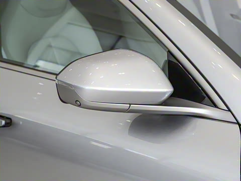 2025�� 75kWh Touring