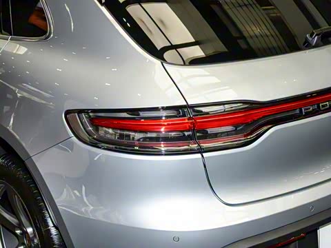 2025�� Macan 2.0T ���ΰ�