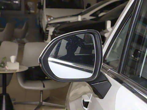 2025�� 2.0T �ǻ�������