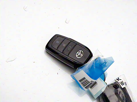 2023�� 2.4T SportCross HEV���������