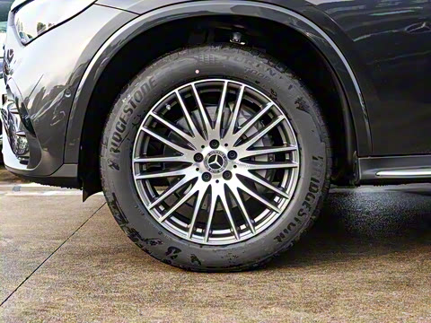 2025�� �Ŀ� GLC 300 L 4MATIC ������ 5��