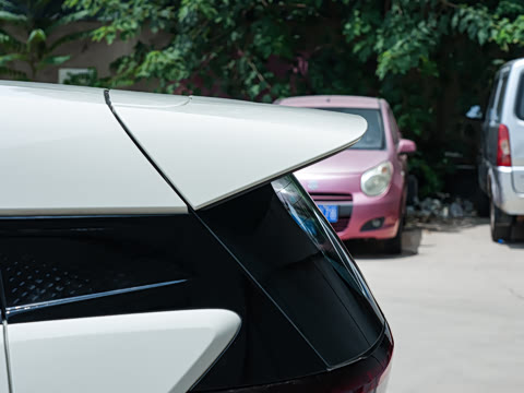 2025�� �Ǽݰ� 405km ���ڰ�