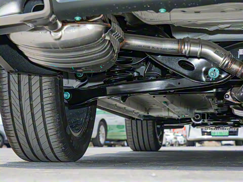 2025�� 2.0T ��������� 5��