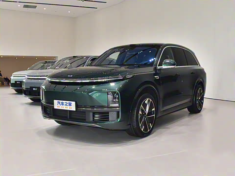 2025�� Pro ���ܻ��°�