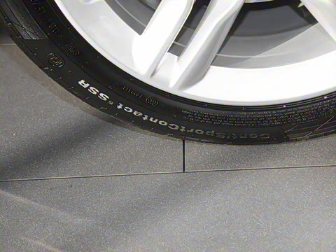 2021�� 120i M�˶���ҹ��