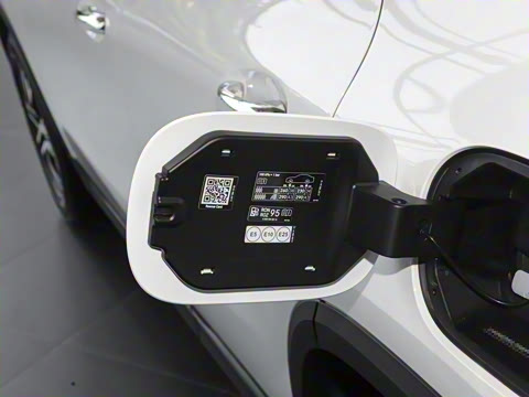 2025�� �Ŀ� GLA 220