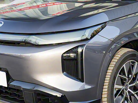 2025�� 180km Ultra ������