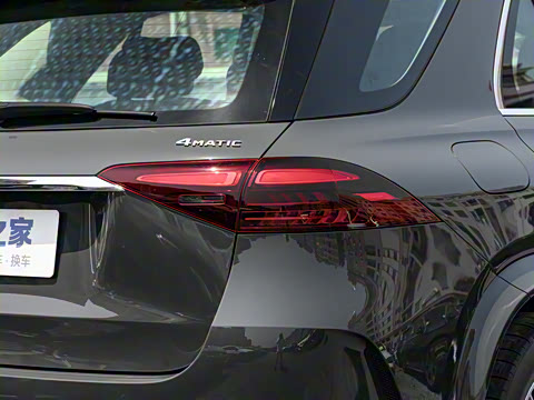 2025�� �Ŀ� GLE 450 4MATIC ������