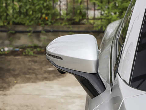 2025�� ���� 230ProѲ����