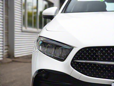 2024�� A 200 L ������