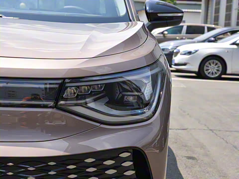 2022�� ������������