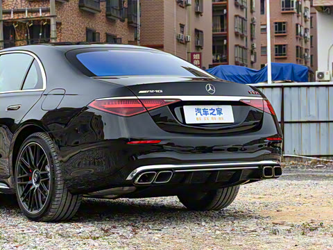 2025�� AMG S 63 L E Performance