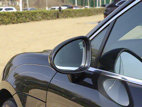 2022�� Macan S 2.9T