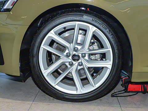 2024�� Coupe 40 TFSI ʱ�ж�����