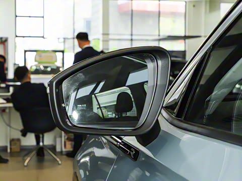 2024�� �Ŀ� 380TSI ����R-LineѲ�� ������