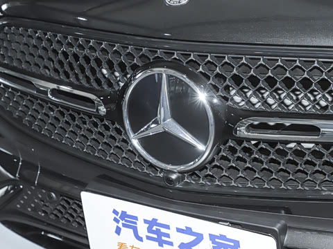 2025�� �Ŀ� GLC 300 4MATIC ����SUV