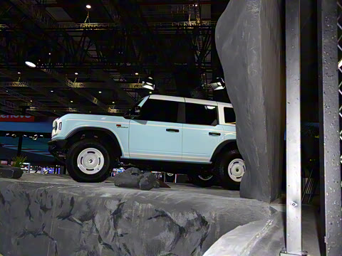 2025�� 2.3T 1966��׼��