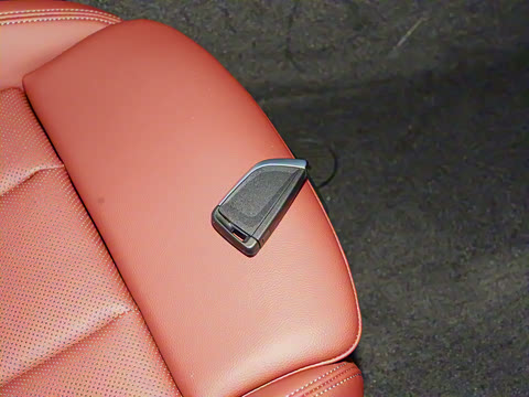 2022�� 425i ʱ���� M�˶���ҹ��װ