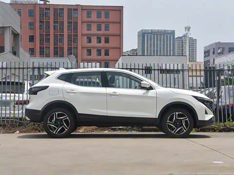 2025�� �Ŀ� ���� 2.0L CVT XV+���Ȱ�