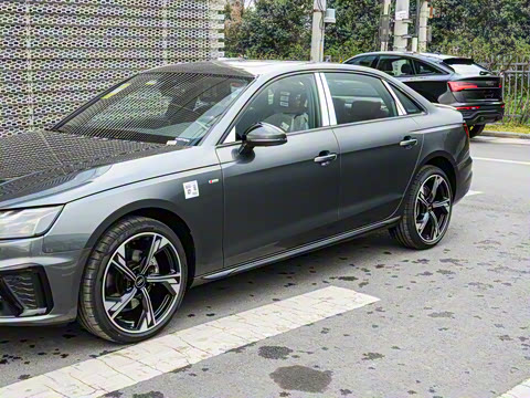 2025�� 200���������� 40 TFSI ���������� B&O ��ҹ��