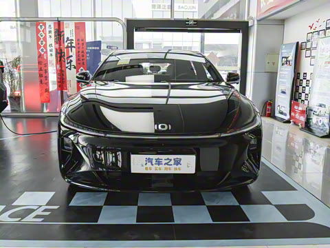 2025�� �������̰� 140��Ӣ��