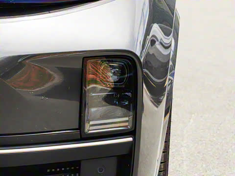 2025�� Ultra ���ܻ��°�