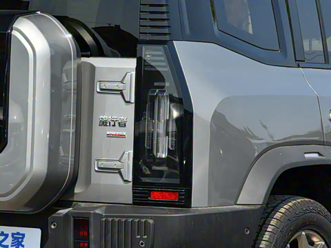 2025�� 2.0TD XWD �Զ�����+