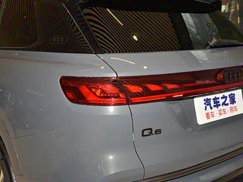 2023�� 50 TFSI quattro ������ ������װ