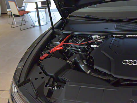 2025�� allroad quattro ̽���� 55 TFSI ����ԽҰ��