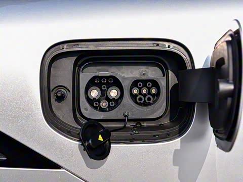 2025�� �������� Max �콢��