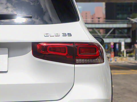 2022�� AMG GLB 35 4MATIC