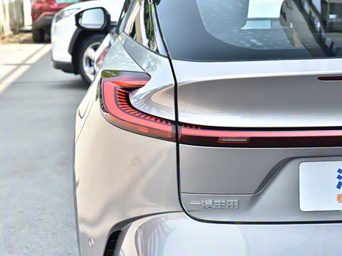 2025�� 550 PRO���а�